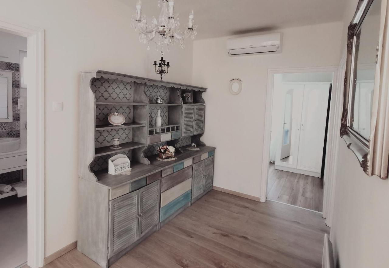 Family Garden Apartmanhaz Siofok Exterior photo